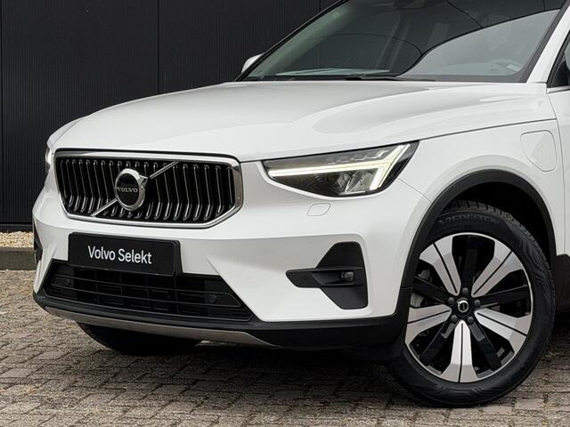 Volvo XC40 1.5 T4 Plug-in hybrid Ultimate Bright Intellisafe/ climate line/ park assist/ schuifdak/ leder/ all weather banden