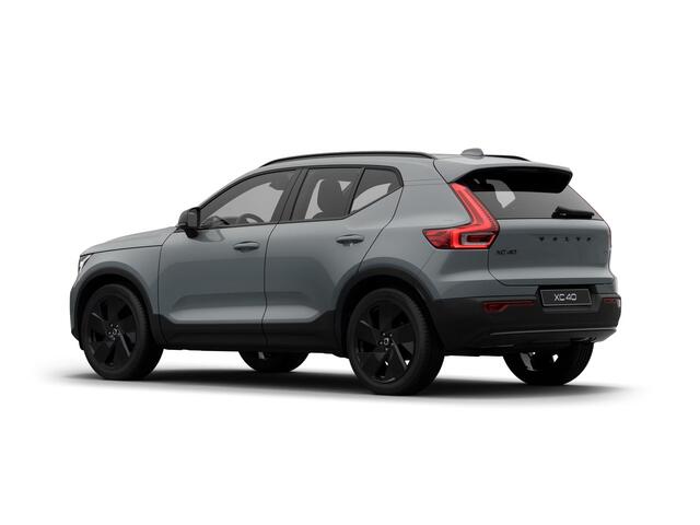 Volvo XC40 B4 Plus Black Edition | Panoramadak | Parkeercamera | Harman Kardon | Stoel- en stuurverwarming | Elektrische stoelen