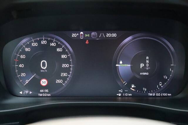Volvo XC40 1.5 T5 Plug-in hybrid Plus Bright | 360 | Harman Kardon | Memory | Elek. Trekhaak | Stoelverwarming V+A