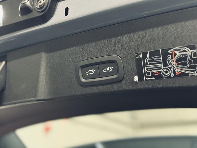 Volvo XC40 1.5 T4 Recharge Inscription Expression | ACC | 360 Cam. | Keyless