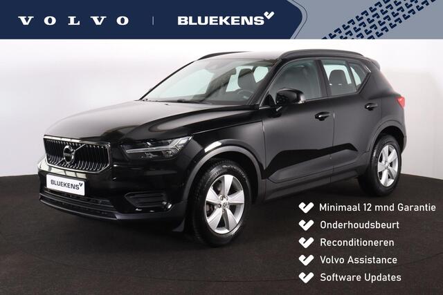 Volvo XC40 T2 Momentum Core - Parkeercamera achter - Verwarmde voorstoelen & stuur - Parkeersensoren voor & achter - Cruise Control - Volvo On Call - 17' LMV