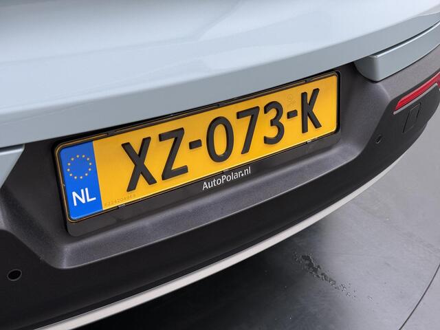 Volvo XC40 1.5 T3 Momentum Camera/Stoel-verwarming/Navigatie etc.