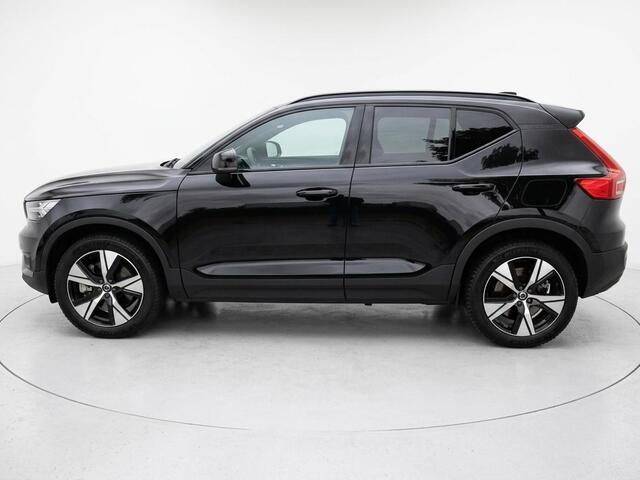 Volvo XC40 Recharge Plus | Trekhaak | Clima | Cruise | Apple Carplay/Navi | Stoelverwarming | PDC + Camera |