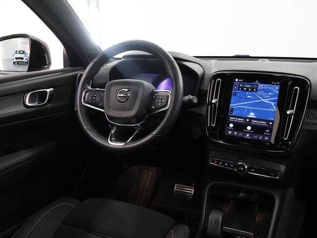 Volvo XC40 Recharge Plus | Trekhaak | Stoel/Stuurverwaring | Navigatie | Parkeercamera | Cruise Control Adaptief |