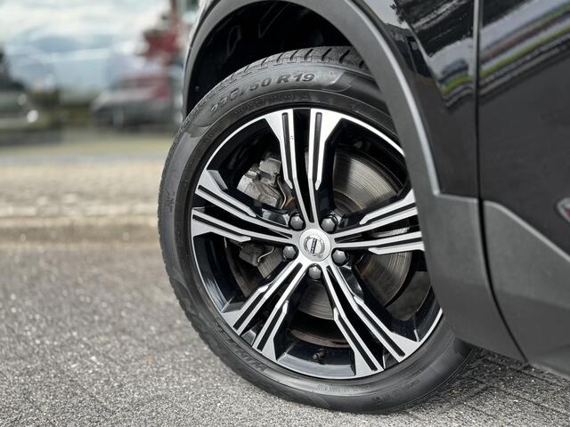Volvo XC40 1.5 T5 Recharge Inscription | Trekhaak | Panorama | Leder Amber | H&K Audio | Memory Seat | Camera |