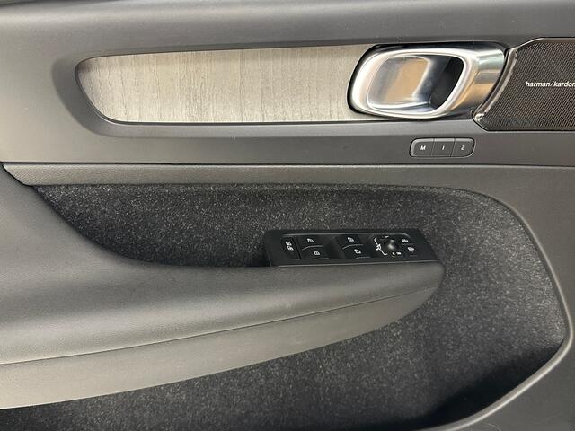 Volvo XC40 1.5 T5 Recharge Inscription | Harman/Kardon | 360 camera | Panoramadak |