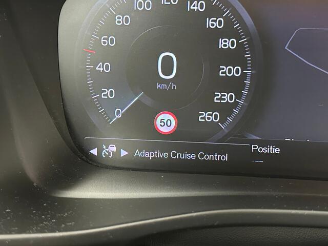 Volvo XC40 1.5 T5 Recharge Inscription | Harman/Kardon | 360 camera | Panoramadak |