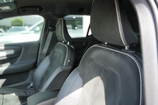 Volvo XC40 1.5 T4 RECH R-DESIGN, Camera,Carplay, Harman Kardon