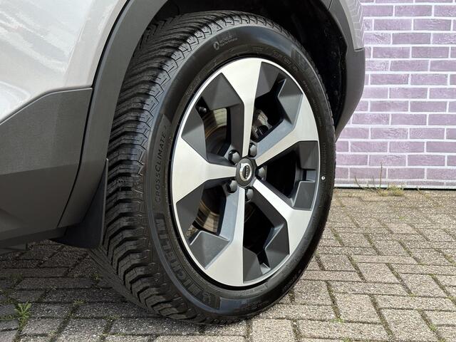 Volvo XC40 2.0 B4 Plus Dark | Trekhaak | Stoel/stuurverwarming | Power Seats | Memory | Stoel/Stuur verwarming | Harman/Kardon | Camera | Parkeersensoren V+A | Extra getint glas |