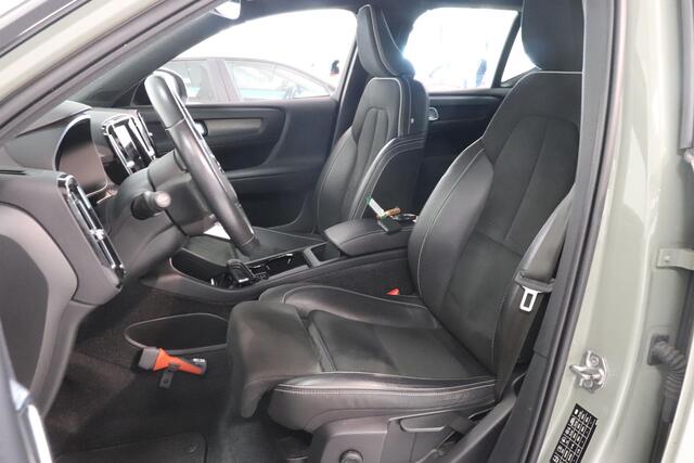 Volvo XC40 Recharge P8 AWD R-Design | SoH 91,8% | Camera | Stoelverwarming | Climate control | Cruise control | Elektr achterklep |