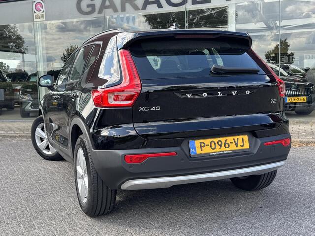 Volvo XC40 1.5 T2 Essential Automaat | Navigation Tech Pakket | Full Led | LM 17 Inch |