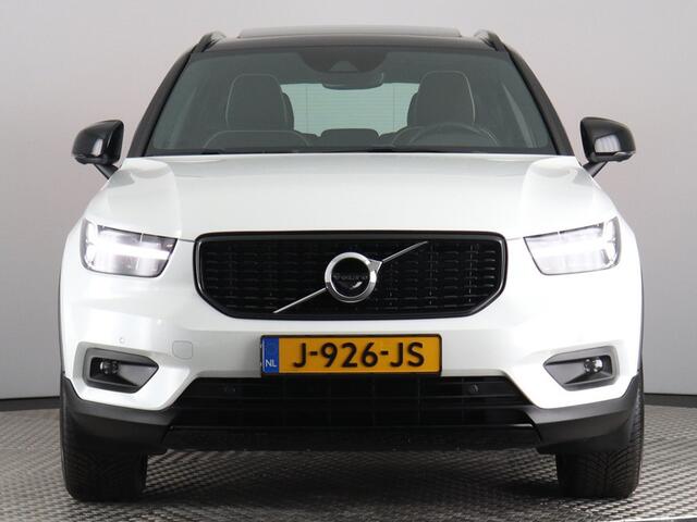 Volvo XC40 1.5 T2 R-Design (NL-Auto / Pano / Elek. trekhaak / 360 Camera / H&K / Navi / ACC)