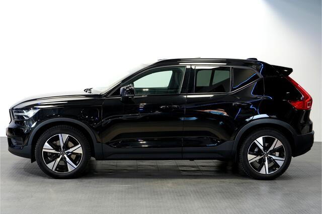 Volvo XC40 1.5 T4 155kW/211pk DCT7 Recharge R-Design PANORAMADAK + EL.TREKHAAK + HARMAN/KARDON + POWER SEATS + PILOT ASSIST + LEER/ALCANTARA + STOELVERWARMING + BLIS + STUURVERWARMING + LANE ASSIST + ACHTERUITRIJCAMERA + PARKSENSOREN V&A + 19" LM-VELGEN!!
