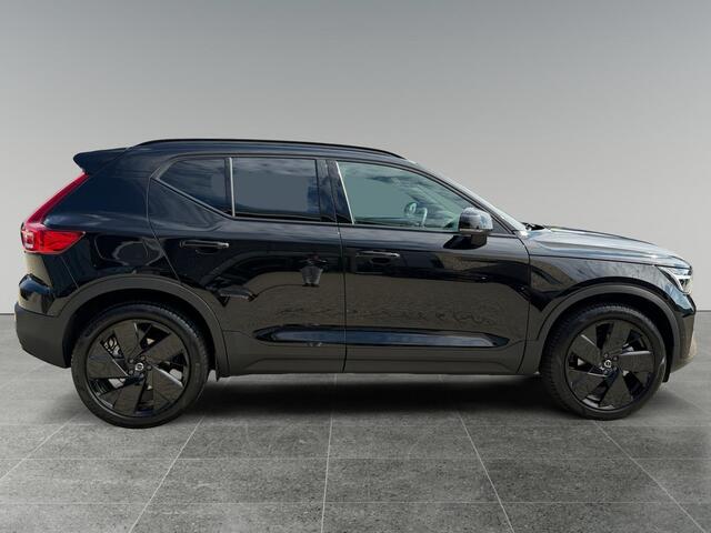 Volvo XC40 2.0 B4 Plus Black Edition l Panoramadak l 360 camera l Trekhaak