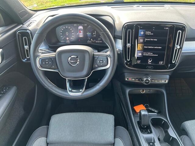 Volvo XC40 1.5 T4 Plug-in hybrid Plus Bright | Achterruitrij Camera | Stoelverwarming | Adaptieve Cruise | Apple Carplay