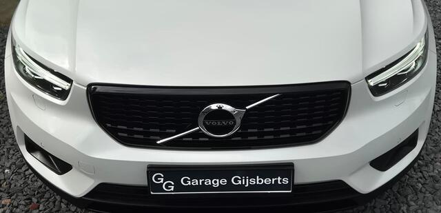 Volvo XC40 1.5 T5 Recharge R-Design Seat Pack - Park Assist Pack - Lighting Pack - Winter Pack - Cruise control adaptief - Two Tone - Telefoonlader - 19"Licht metaal - Privacy Glass - Intellisafe Pro Pakket