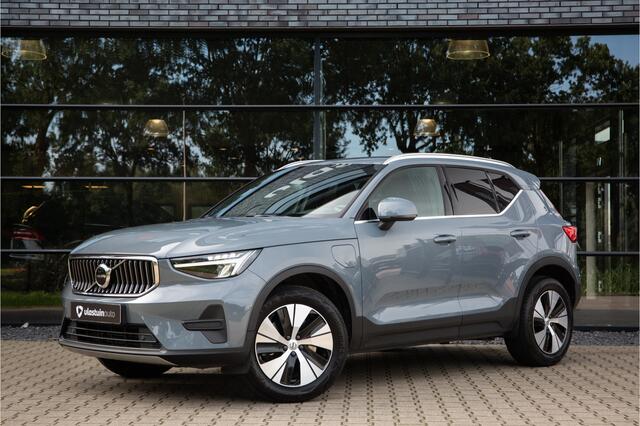 Volvo XC40 1.5 T4 Plug-in hybrid Core Bright , Carplay, Achteruitrijcamera, Stoel/stuurverwarming,