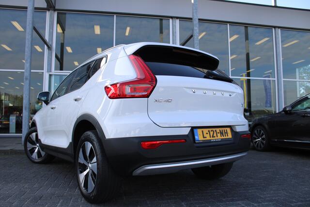 Volvo XC40 T2 130PK Automaat Business Pro | BLIS | Camera achter | Parkeersensoren | Apple/android Carplay | Pilot Assist |