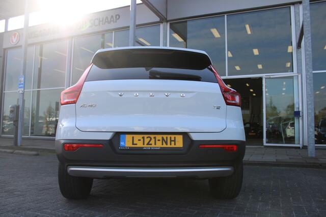 Volvo XC40 T2 130PK Automaat Business Pro | BLIS | Camera achter | Parkeersensoren | Apple/android Carplay | Pilot Assist |