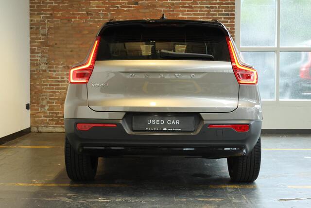 Volvo XC40 T4 Recharge R-Design | Adaptive Cruise Control | Parkeersensoren voor + achter | Parkeercamera | 20'' Lichtmetalen velgen | Dealeronderhouden | Navigatie | 1ste Eigenaar | Lederen Bekleding | Stoelverwarming