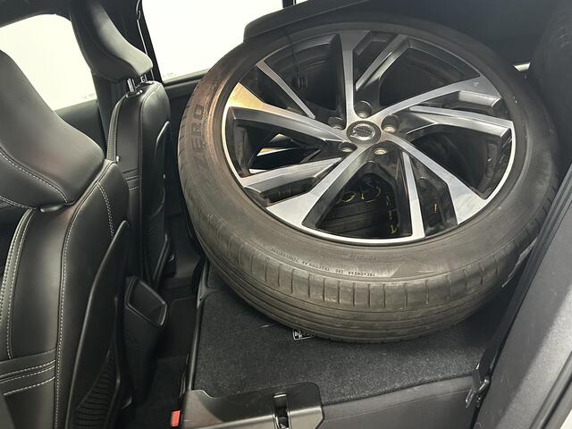 Volvo XC40 2.0 T4 R-Design NAVIGATIE | WEGKLAPBARE TREKHAAK | CAMERA
