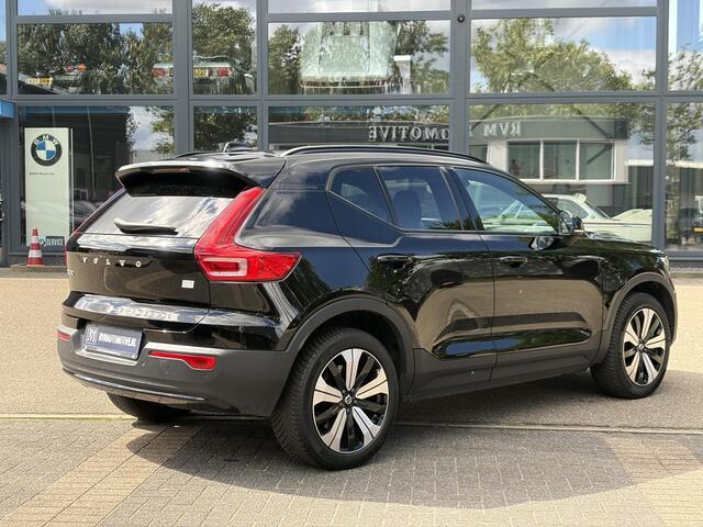 Volvo XC40 Recharge Plus SOH 92%| PILOT ASSIST ACC| ELEKTRISCHE ACHTERKLEP| DODE HOEK SENSOR |WARMTEPOMP| STOEL + STUURVERWARMING| ACHTERUITRIJCAMERA| RIJKLAAPRIJS INCL. 12 MND BOVAG GARANTIE|