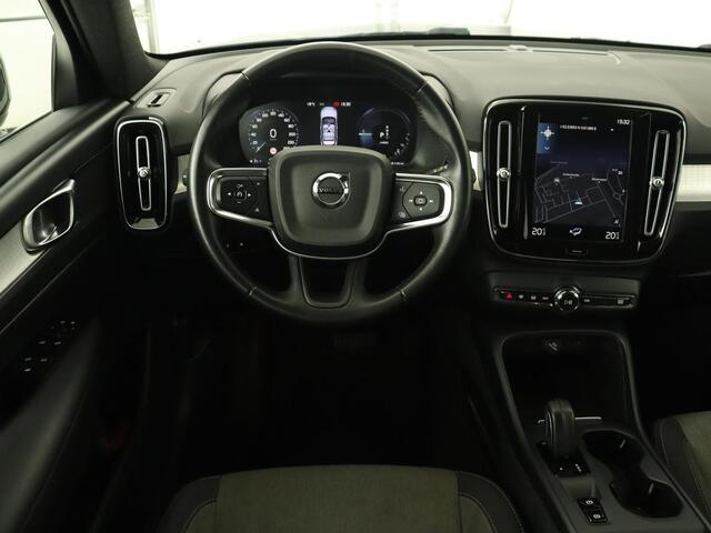 Volvo XC40 1.5 T4 Recharge Inscription Expression | SOH 86,3% | Trekhaak | Carplay | Navigatie | Climate control | Parkeerhulp | Cruise control | Full LED | PHEV | Plug In