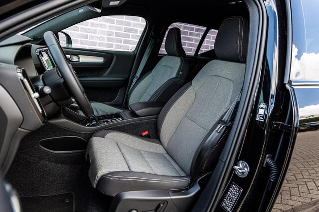 Volvo XC40 2.0 B4 Plus Dark | Trekhaak | Harman Kardon Audio | Achteruitrijcamera | Parkeersensoren | Keyless Entry | Elektrische Achterklep | Elektrisch Verstelbare Voorstoelen | Stoelverwarming | Google Navigatie | Apple Carplay | Android Auto |