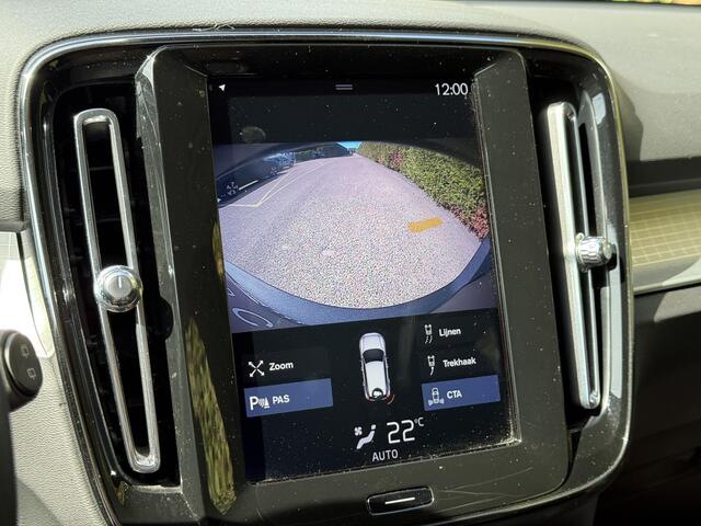 Volvo XC40 T5 Twin Engine Momentum Pro | Blis | Trekhaak | Cruise control | Parkeerhulp |