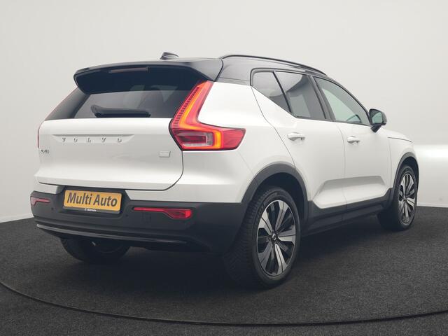 Volvo XC40 Recharge Plus 70 kWh 231pk Dealer O.H | Trekhaak Af Fabriek | Warmtepomp | Adaptive Cruise | Camera | Sportstoelen & Stuur Verwarmd | Google Assistent | Pilot Assist | Apple Carplay | Virutal Cockpit | DAB | 19"L.M