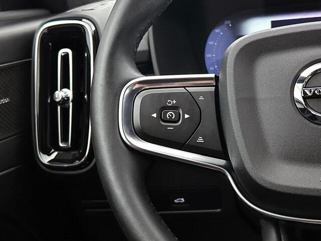 Volvo XC40 2.0 B4 Plus Dark | Trekhaak | Stoel + Stuurverwarming | All-season banden |