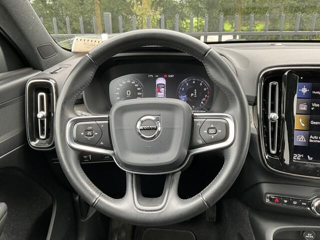 Volvo XC40 Inscription T4 | 190PK | LED | Trekhaak | Camera | Leer | Navi | Stoelverw. | 18" R-Design Diamond | ECC | ACC
