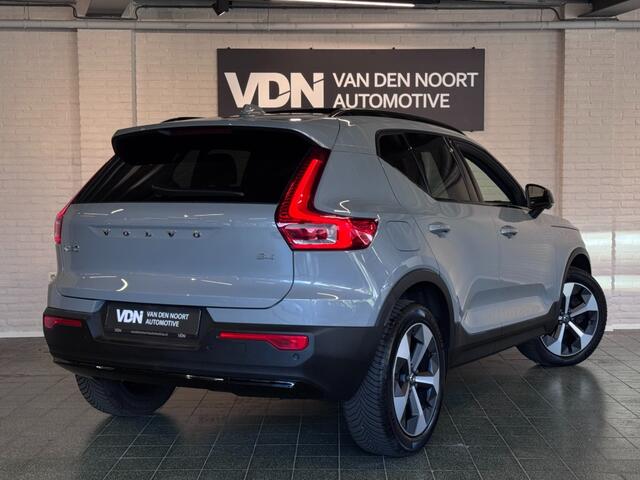 Volvo XC40 2.0 B4 Plus Dark 2WD Pano 360cam H/K Memory 19''