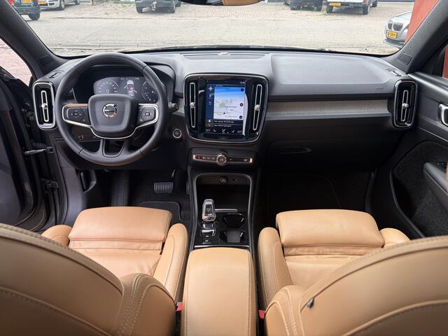 Volvo XC40 2.0 T4 Inscription AUTOMAAT | LEER | PANO | 19''