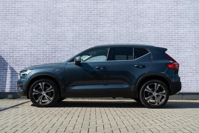Volvo XC40 T5 262 pk Recharge Inscription | Plug-in Hybrid (PHEV) | Achteruitrijcamera | Parkeersensoren | Harman Kardon Audio | Elektrische Achterklep | Navigatie | Apple Carplay | Android Auto
