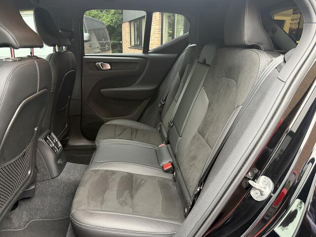 Volvo XC40 1.5 T5 Recharge Inscription Dark R- Design Keyless | ACC | Winter Pack Leder/Alcantara 262 PK. PLUG IN