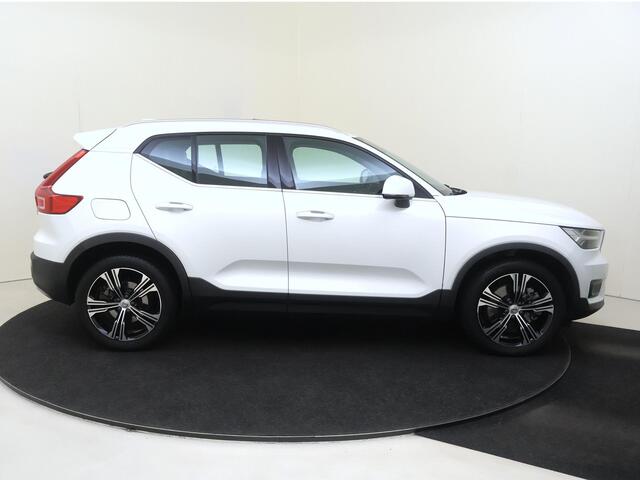 Volvo XC40 1.5 T5 Recharge Inscription | Panoramadak | 360Camera | SOH 88,92%