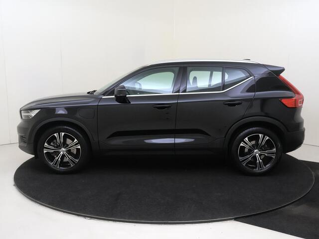 Volvo XC40 1.5 T5 Recharge Inscription Expression | achteropkomend verkeer waarschuwing | Apple Carplay/Android Auto | Autonomous Emergency Braking | bots herkenning en activatie | cruise control adaptief | dodehoekdetectie met correctie | electronic climate control | LED koplampen | lichtmetalen velgen 18" | navigatiesysteem full map + hard disk | rijstrooksensor met correctie| uitwijk assistent | lichtmetalen velgen 5-spaaks 19"| metaalkleur
