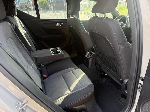 Volvo XC40 1.5 T4 Recharge Core Bright
