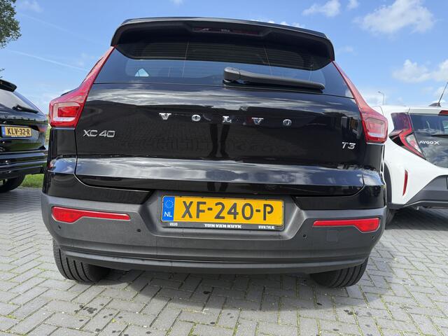 Volvo XC40 1.5 T3 ** Navigatie ** Carplay ** Camera ** Dealeronderhouden!! NAP!!