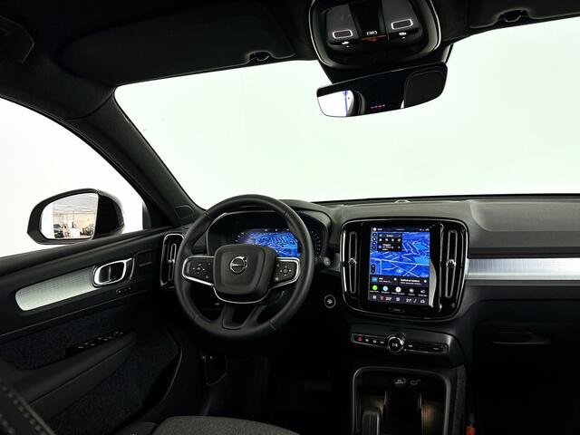 Volvo XC40 B4 Plus Dark | Parkeercamera | Stoel- en Stuurverwarming | Harman Kardon | Trekhaak