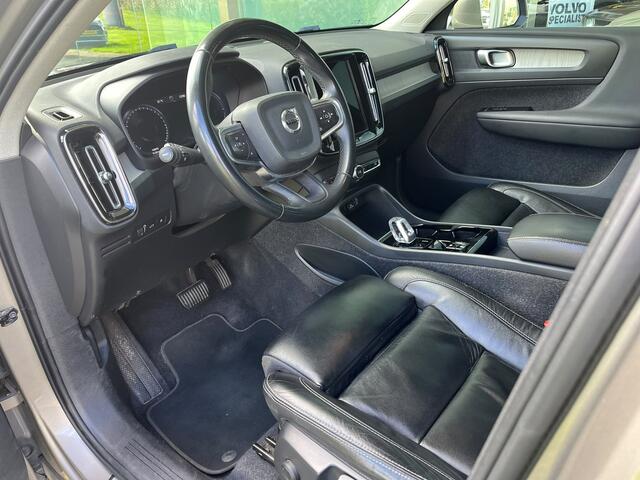 Volvo XC40 1.5 T4 Recharge Inscription | Rijklaar incl 12 mnd Bovag | Carplay Stuurverwarming Trekhaak Camera