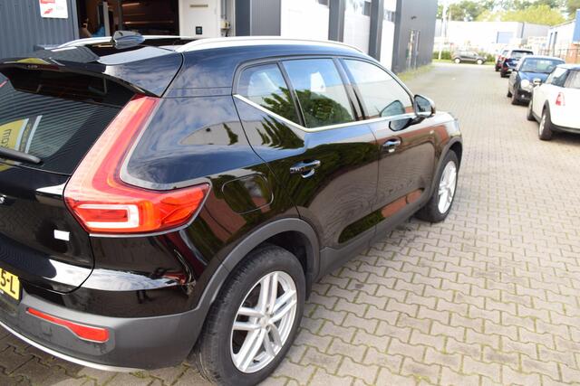 Volvo XC40 1.5 T4 Recharge R-Design