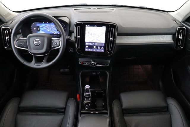 Volvo XC40 B4 (M-HYBRID) PLUS DARK -HARMAN/KARDON|LEDER|POWER-SEATS|CAMERA|ADAP.CRUISE|PRIVACY.GLAS|VOLVO.GUARD|18"
