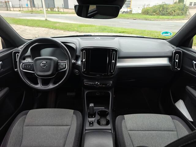 Volvo XC40 T3 Momentum Pro | Rijklaarprijs | Trekhaak | Automaat |
