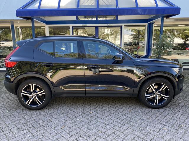 Volvo XC40 1.5 T5 Recharge R-Design Pano / 360 camera / Harman & Kardon / Stoelverwarming / Stuurverwarming