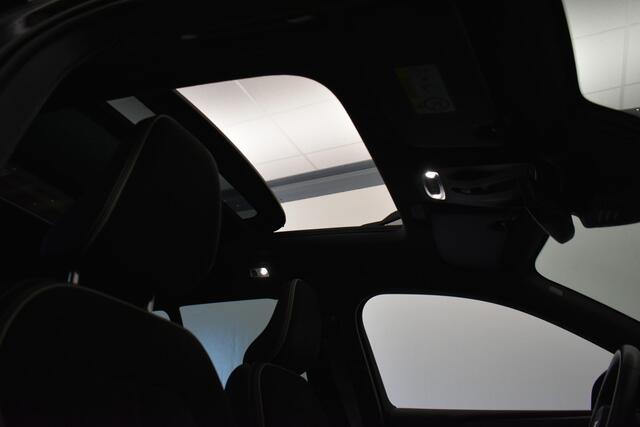 Volvo XC40 1.5 T4 Recharge Inscription 360°Cam R-Design El Trekh +aKlep Pano Stoel+Stuur verwarming