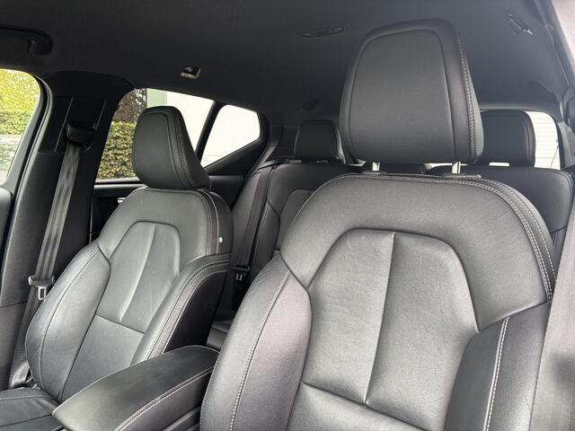 Volvo XC40 1.5 T3 Momentum | Harman / Kardon | Leder | Camera | Stoelverwarming |