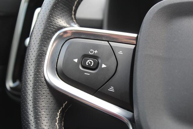 Volvo XC40 2.0 B4 R-Design | Harman Kardon | Trekhaak | Memory | Adaptieve Cruise | Elektr. Achterklep
