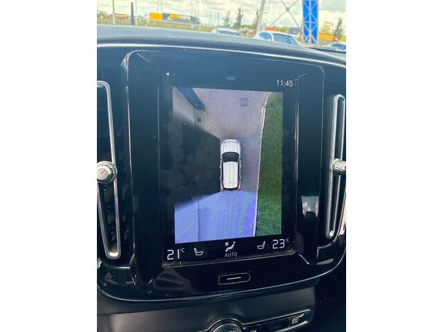 Volvo XC40 1.5 T5 Recharge R-Design | Panorama dak | Stoel/stuurverwarming | Adaptieve cruise control | Harman/Kardon | Elektrische stoelverstelling |